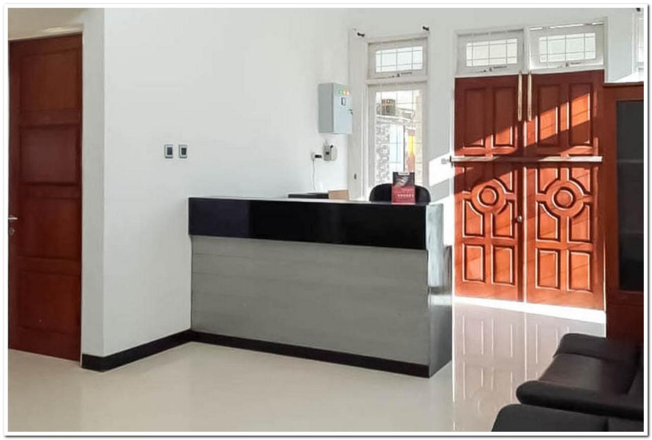 Reddoorz @ Paus Raya Palangkaraya Exterior foto